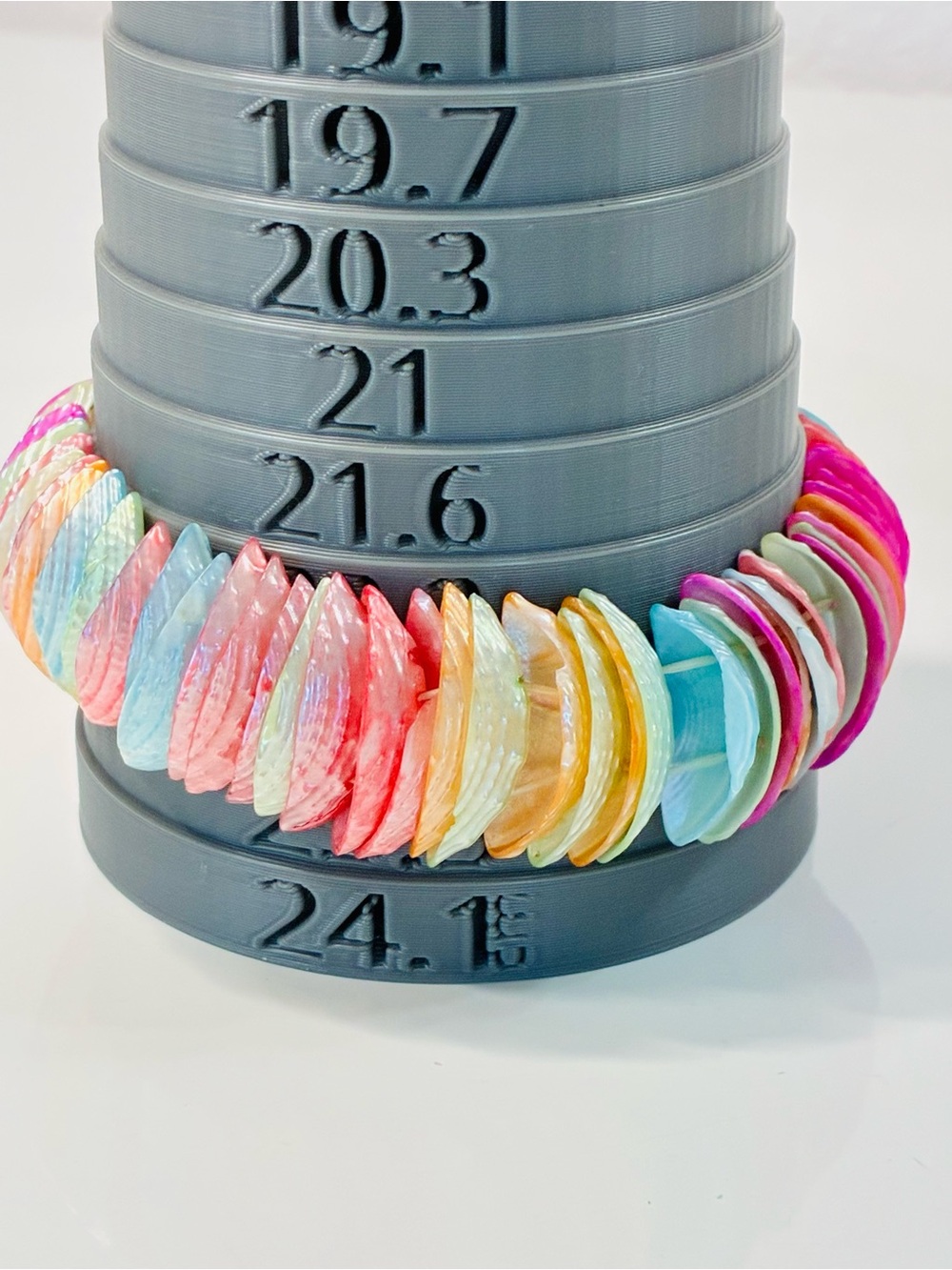 Source Unknown Multicolor Shell Disk Stretch Bracelet - Picture 13 of 16